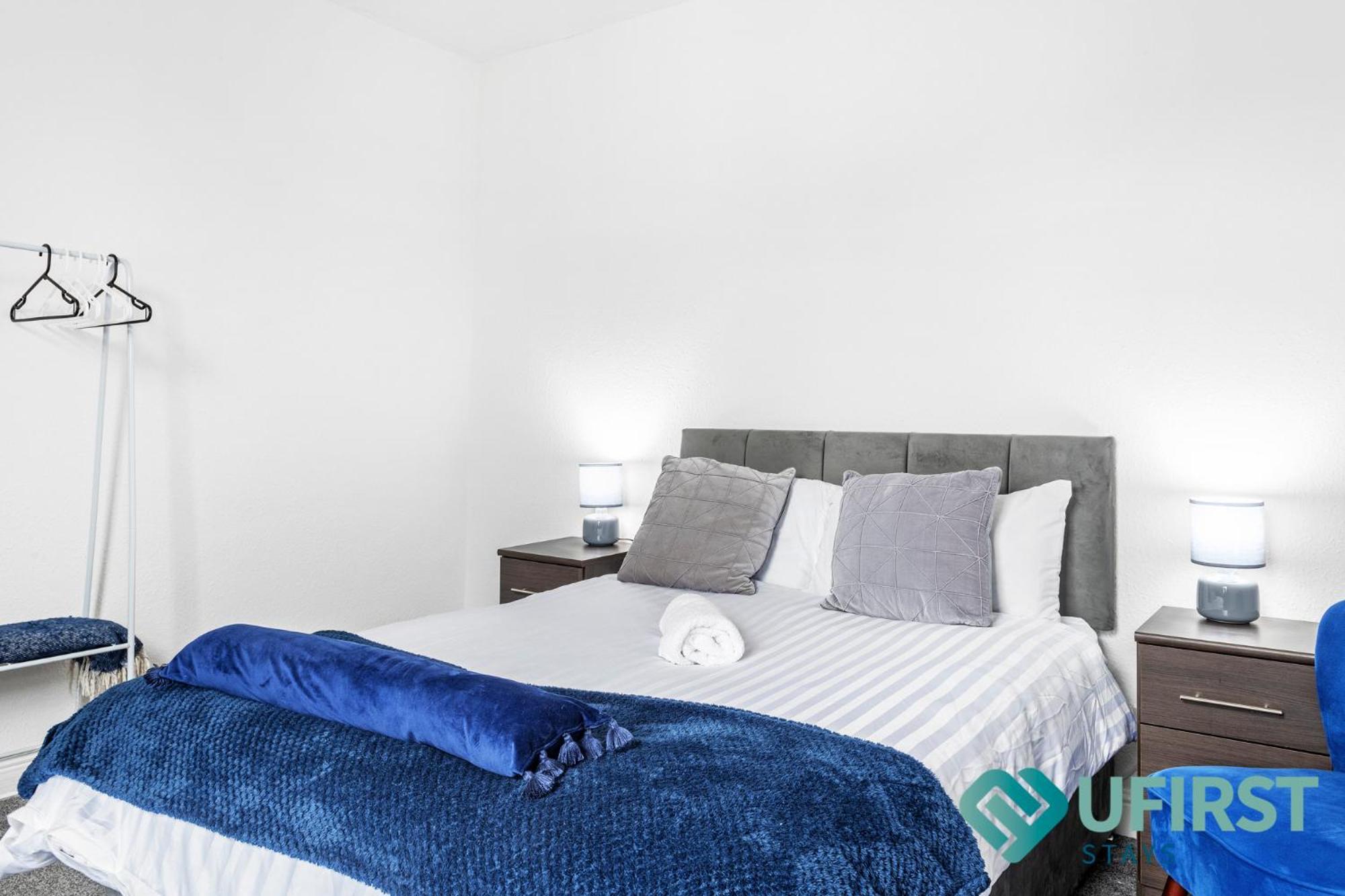 Apartment Modern 4br - Centre, Forest Rec, Arboretum & Hyson Market - Free Parking - Sleeps 8 Nottingham