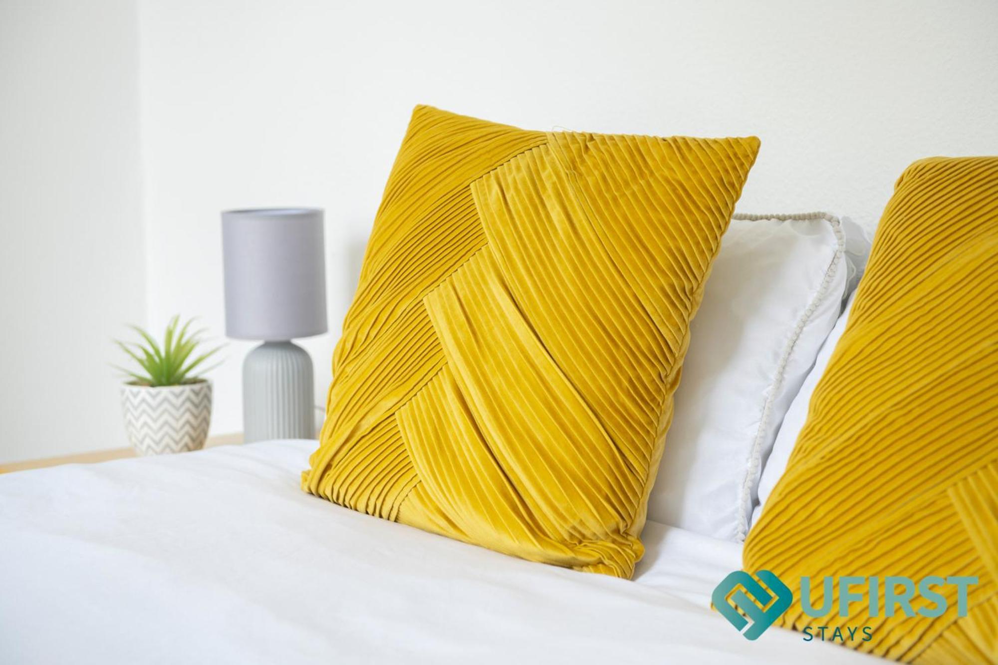 Apartment Modern 4br - Centre, Forest Rec, Arboretum & Hyson Market - Free Parking - Sleeps 8