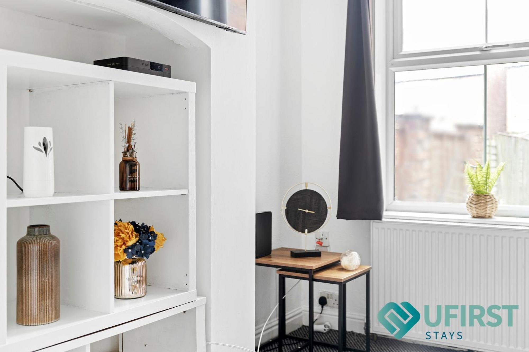Modern 4br - Centre, Forest Rec, Arboretum & Hyson Market - Free Parking - Sleeps 8